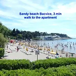 Traditional Apartment Bacvice, 3 Min Walk To The Beach
